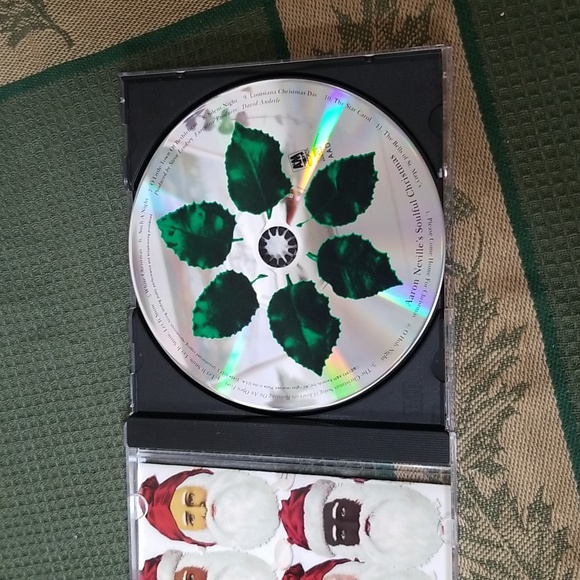 🎄AARON NEVILLE CHRISTMAS CD - Picture 4 of 7